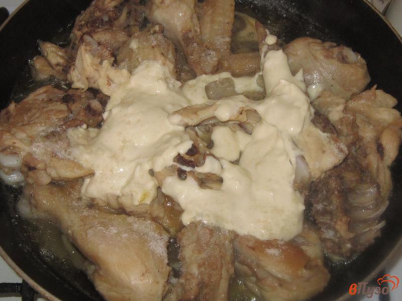 Фото приготовление рецепта: Курица в сливочно-горчичном соусе на сковороде шаг №3