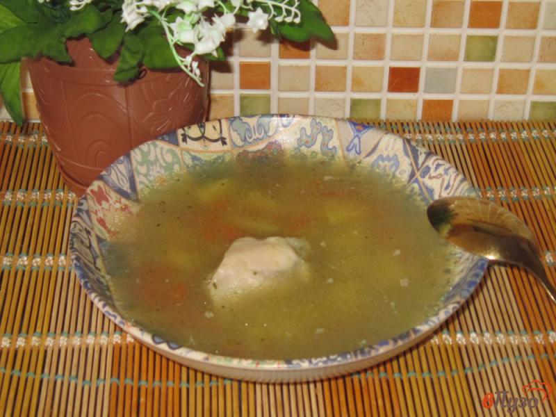 Фото приготовление рецепта: Куриный суп с грибным вкусом шаг №5