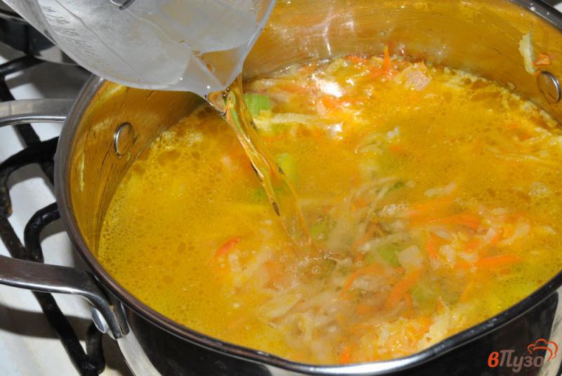 Фото приготовление рецепта: Суп-пюре из овощей с курицей шаг №5