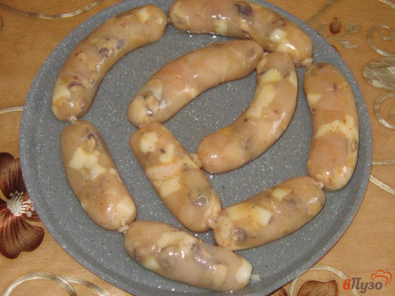 Фото приготовление рецепта: Домашние колбаски из куриной грудки с грибами шаг №5