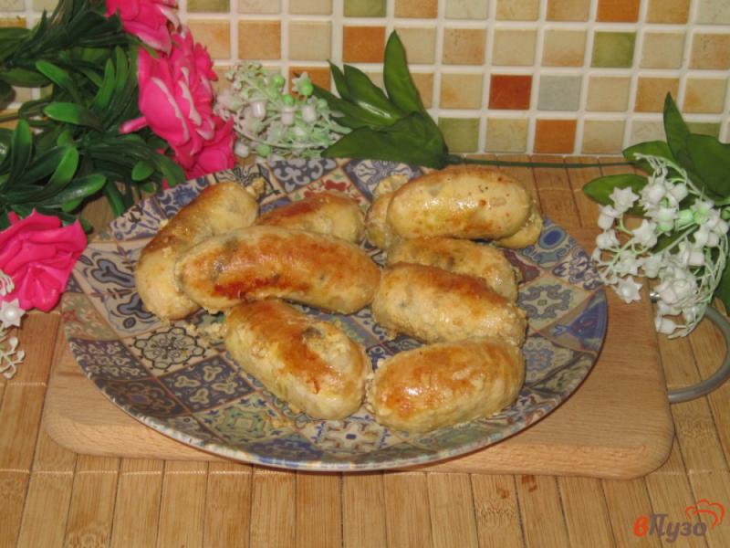 Фото приготовление рецепта: Домашние колбаски из куриной грудки с грибами шаг №6
