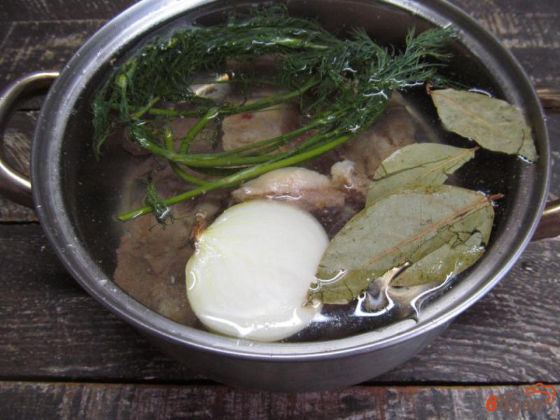 Фото приготовление рецепта: Суп из баклажана с помидором и перцем шаг №1