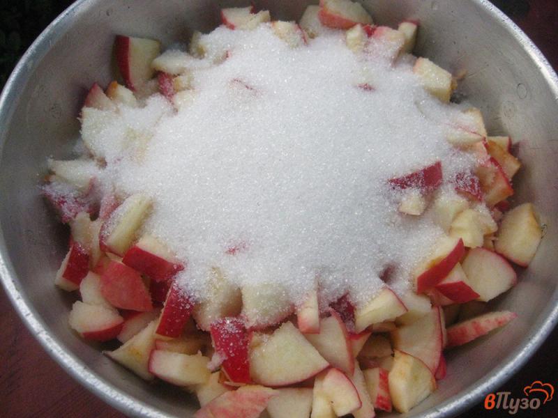 Фото приготовление рецепта: Варенье яблочное шаг №4
