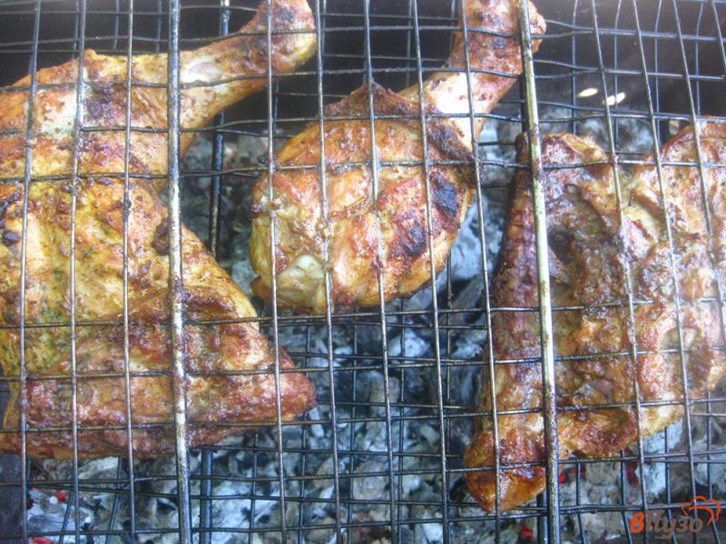 Фото приготовление рецепта: Курица на мангале шаг №3
