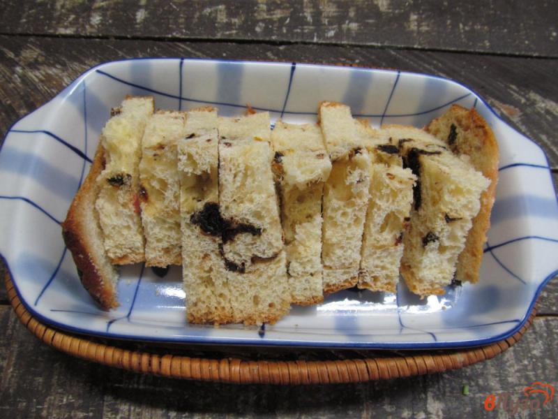 Фото приготовление рецепта: Хлебный пудинг с яблочным джемом шаг №2
