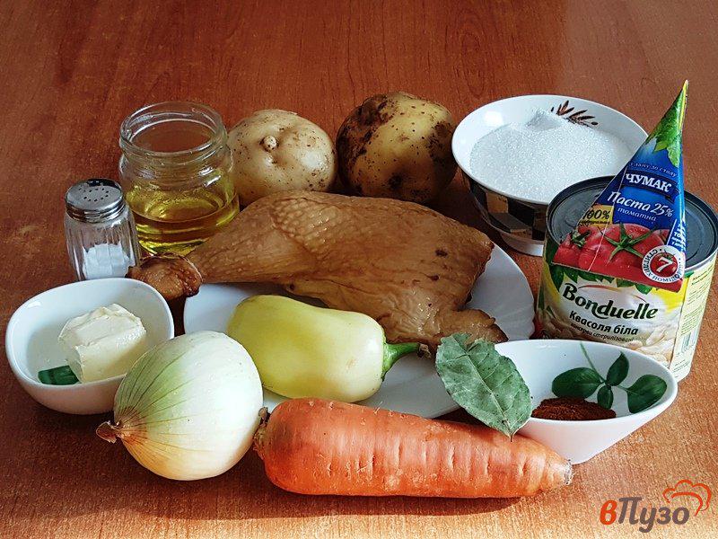 Фото приготовление рецепта: Томатный суп с копченой курицей шаг №1