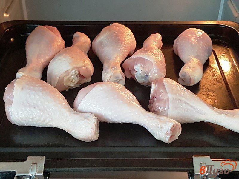 Фото приготовление рецепта: Куриные голени в медовом соусе шаг №2