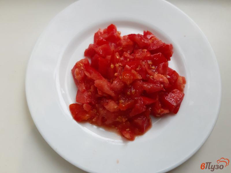 Фото приготовление рецепта: Фаршированные цуккини с помидорами и сыром шаг №4