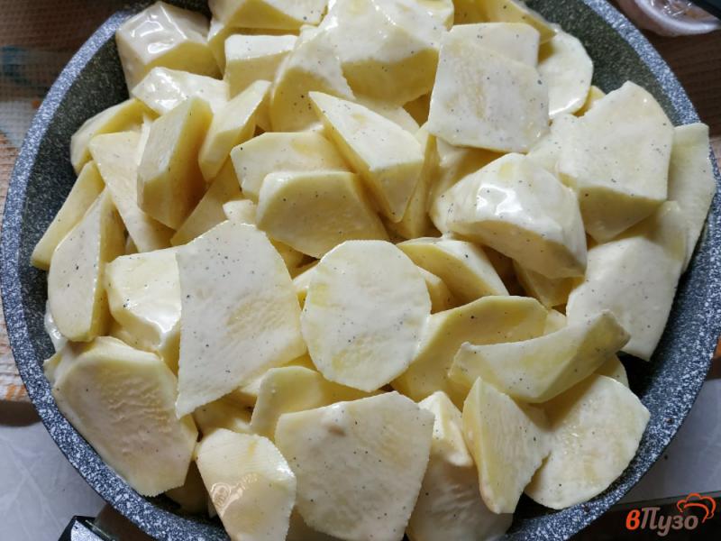 Фото приготовление рецепта: Запеканка из картофеля со свининой шаг №4