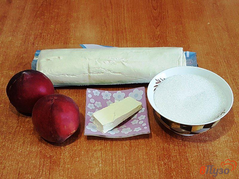 Фото приготовление рецепта: Пирожки с персиками по-восточному шаг №1