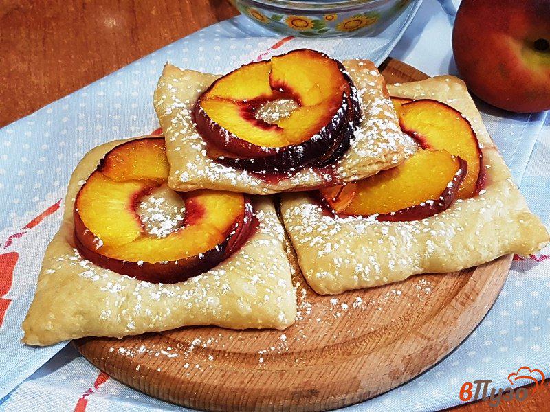 Фото приготовление рецепта: Пирожки с персиками по-восточному шаг №11