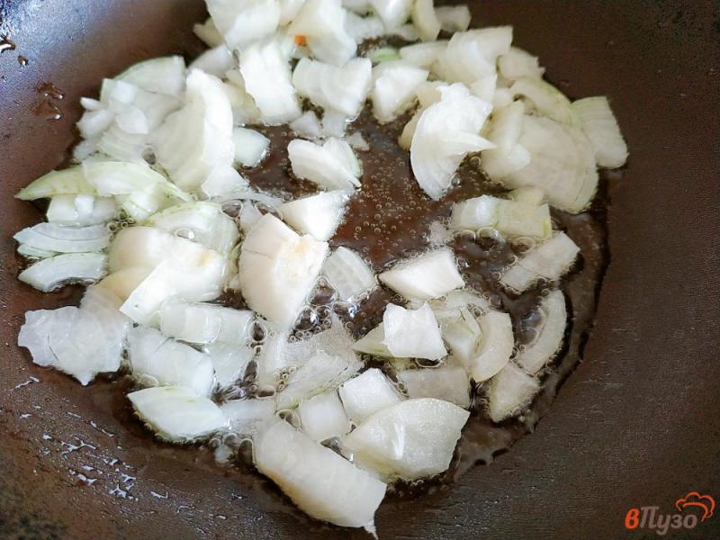 Фото приготовление рецепта: Чечевичный суп с кроликом шаг №3