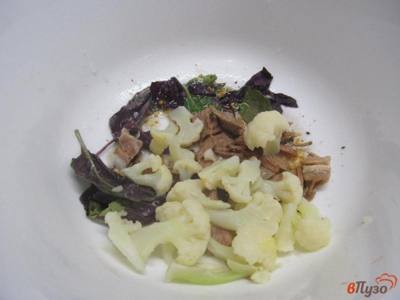 Фото приготовление рецепта: Салат из фасоли цветной капусты щавеля и говядины шаг №3