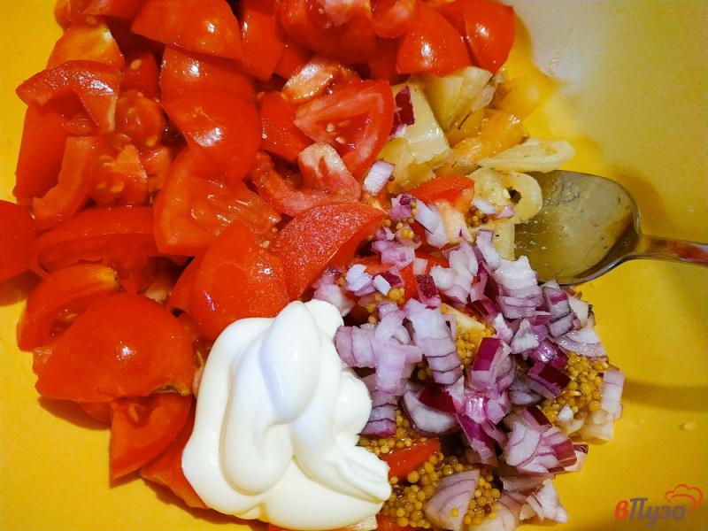 Фото приготовление рецепта: Легкий салат с болгарским перцем шаг №5
