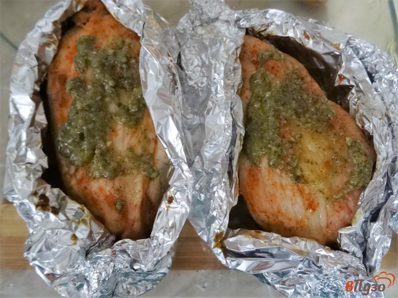 Фото приготовление рецепта: Куриная грудка с болгарским перцем шаг №6