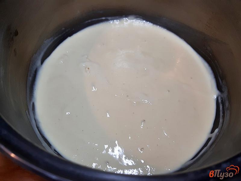 Фото приготовление рецепта: Блины на молоке с красной икрой шаг №3