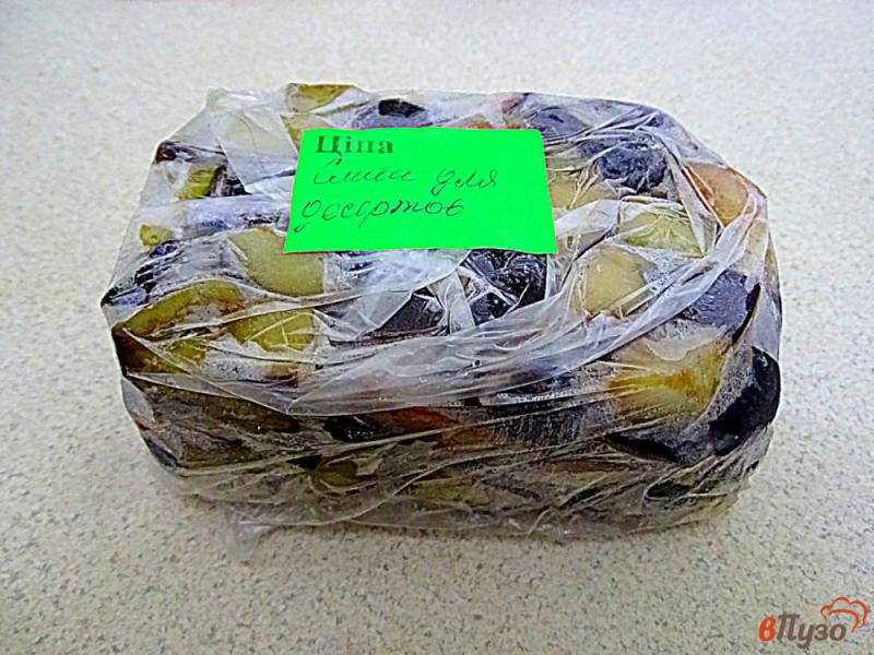 Фото приготовление рецепта: Заморозка слив и персиков шаг №8