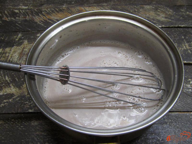 Фото приготовление рецепта: Молочный десерт с какао шаг №5