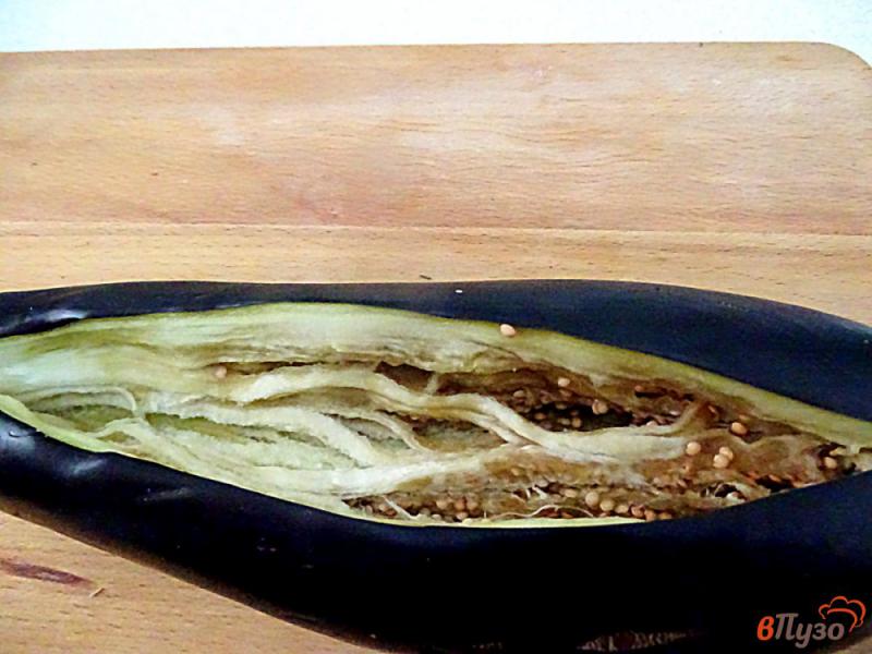 Фото приготовление рецепта: Карныярык (фаршированные баклажаны по-турецки) шаг №5