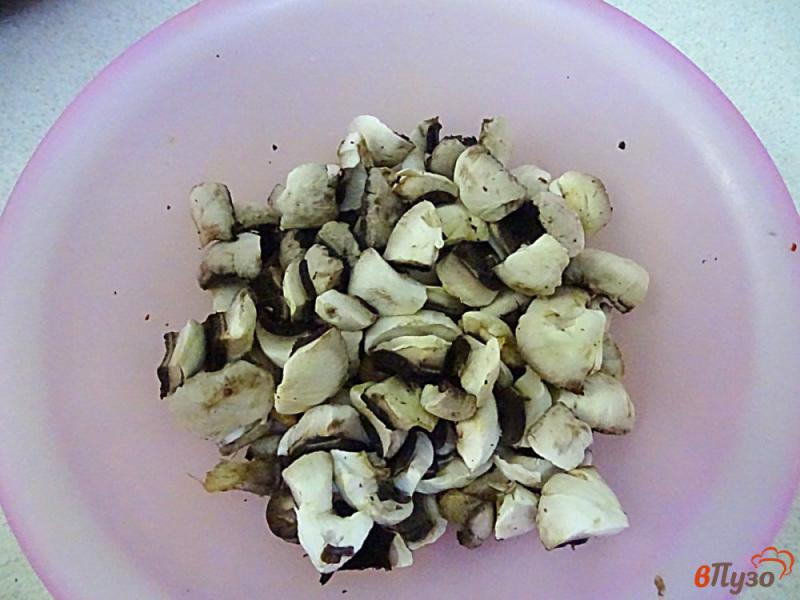 Фото приготовление рецепта: Бутерброды с грибной икрой шаг №2