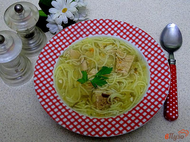 Фото приготовление рецепта: Суп пюре с чесноком и лапшой шаг №8