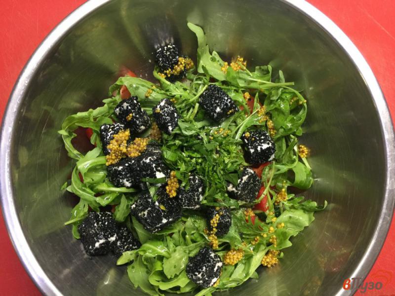 Фото приготовление рецепта: Салат из овощей с фетой в черном кунжуте шаг №6