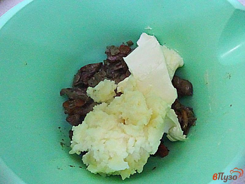 Фото приготовление рецепта: Паштет печёночный с картофелем шаг №6