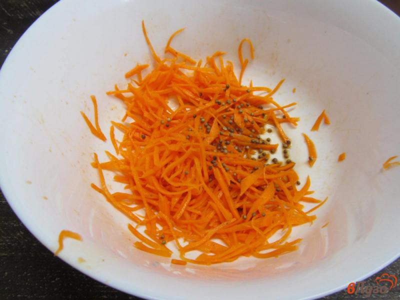 Фото приготовление рецепта: Салат «Морковча» по-корейски шаг №3