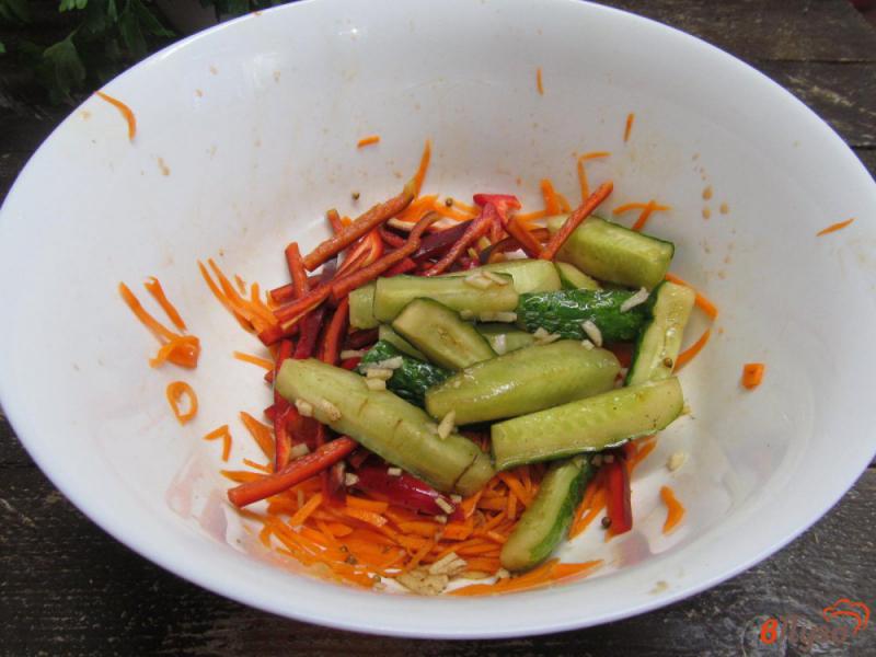 Фото приготовление рецепта: Салат «Морковча» по-корейски шаг №5