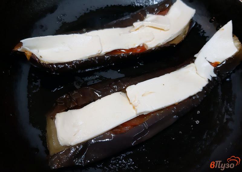Фото приготовление рецепта: Баклажаны запеченные с адыгейским сыром шаг №6