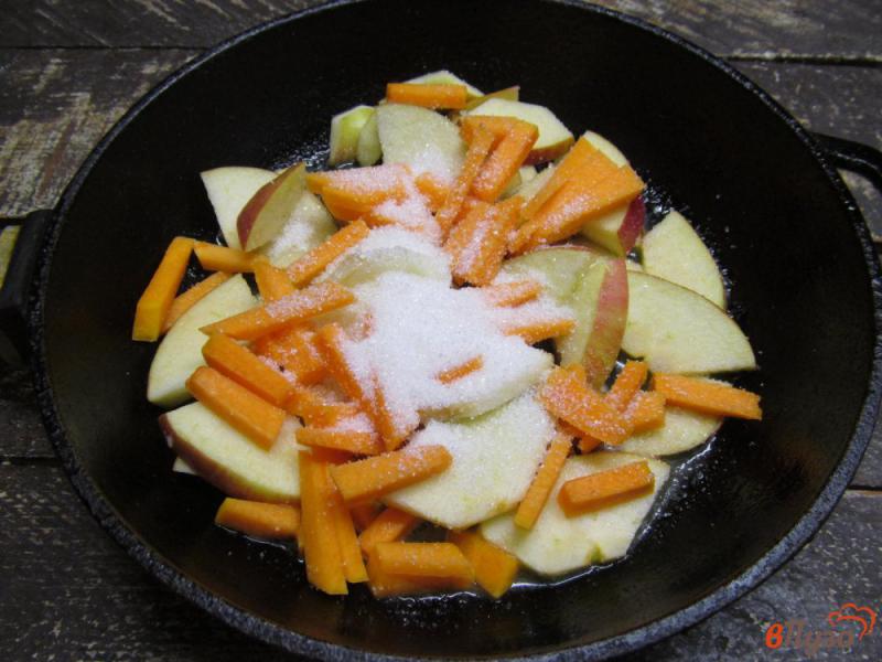Фото приготовление рецепта: Пирог из яблока и тыквы в лаваше шаг №2