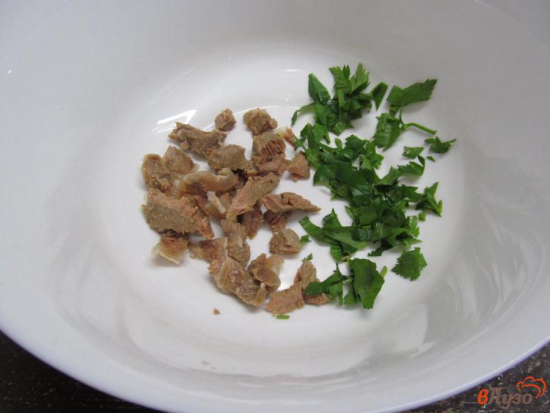 Фото приготовление рецепта: Салат «Садаф» из вареной говядины шаг №2