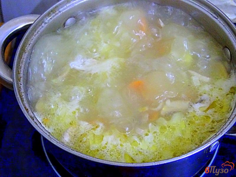 Фото приготовление рецепта: Суп гороховый с плавленым сыром шаг №6