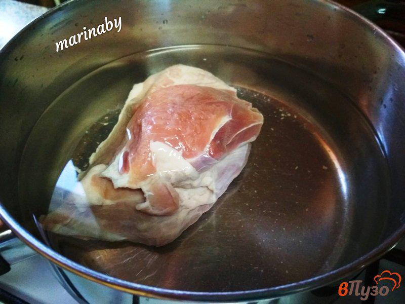 Фото приготовление рецепта: Щи из свинины и молодых овощей шаг №2