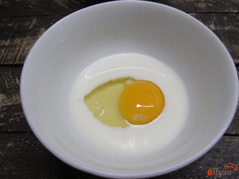 Фото приготовление рецепта: Рулеты из лаваша с яйцом и сыром шаг №4