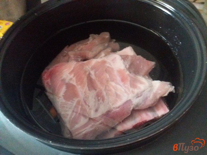 Фото приготовление рецепта: Запеченные свиные ребрышки в остро-сладком соусе шаг №1