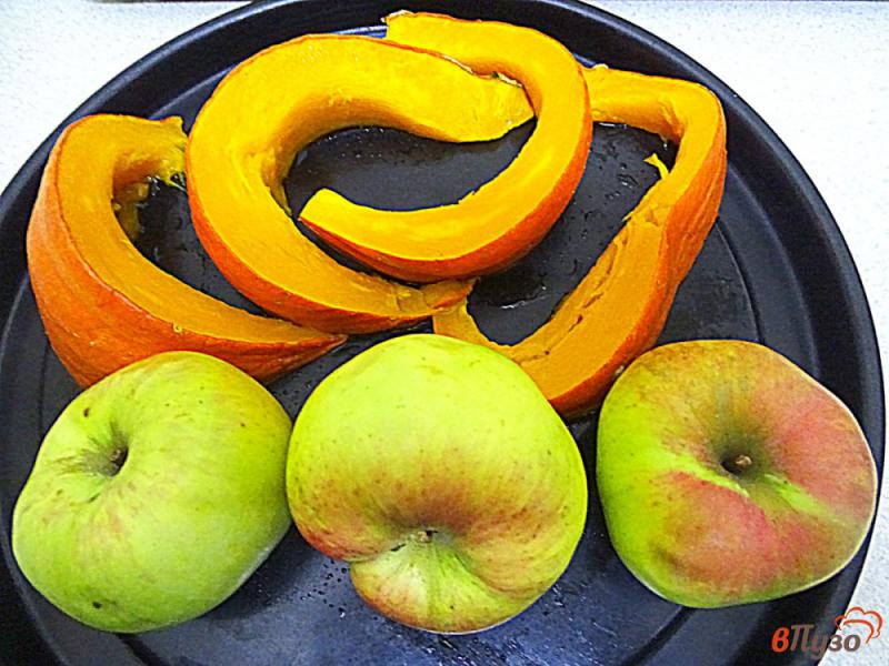 Фото приготовление рецепта: Тыквенно- яблочный десерт шаг №1