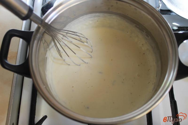 Фото приготовление рецепта: Сырный соус шаг №4