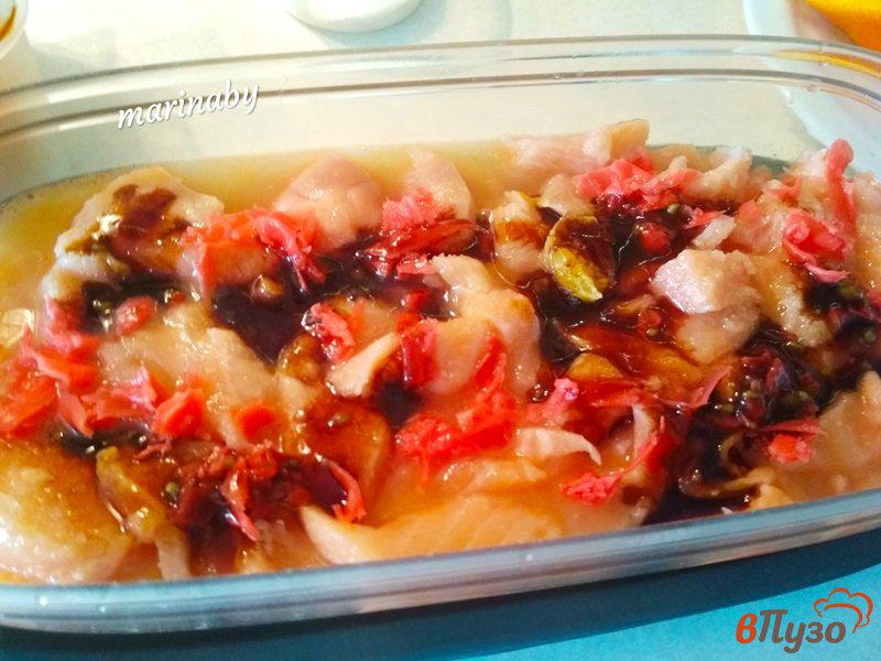 Фото приготовление рецепта: Малосоленый лосось с имбирём и соусом Терияки шаг №5