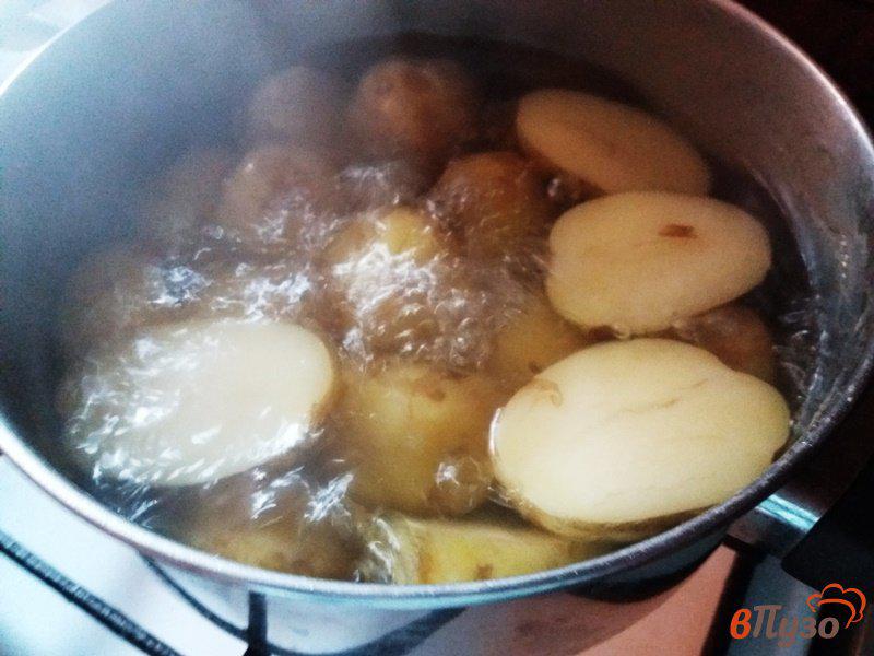 Фото приготовление рецепта: Молодой картофель по-деревенски шаг №1