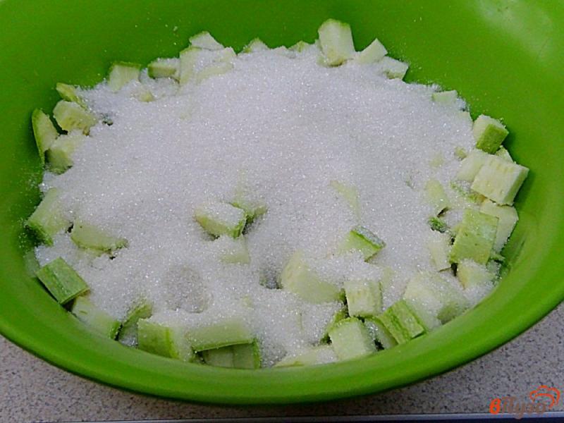 Фото приготовление рецепта: Варенье из яблок и кабачков шаг №5