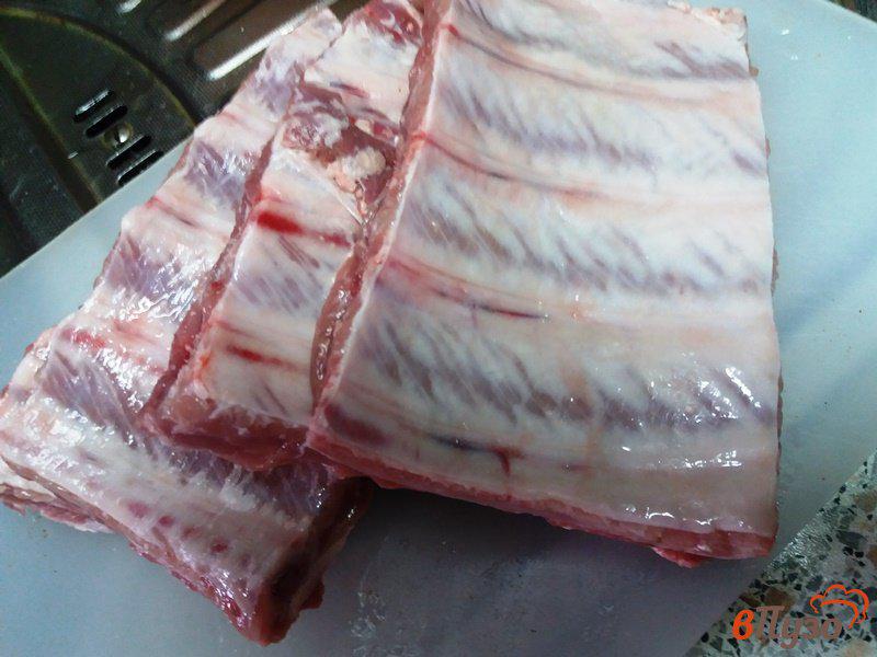 Фото приготовление рецепта: Свиные ребрышки гриль шаг №2