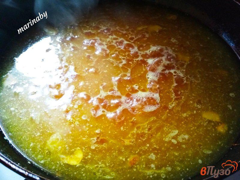 Фото приготовление рецепта: Жаренный рис с фасолью шаг №2