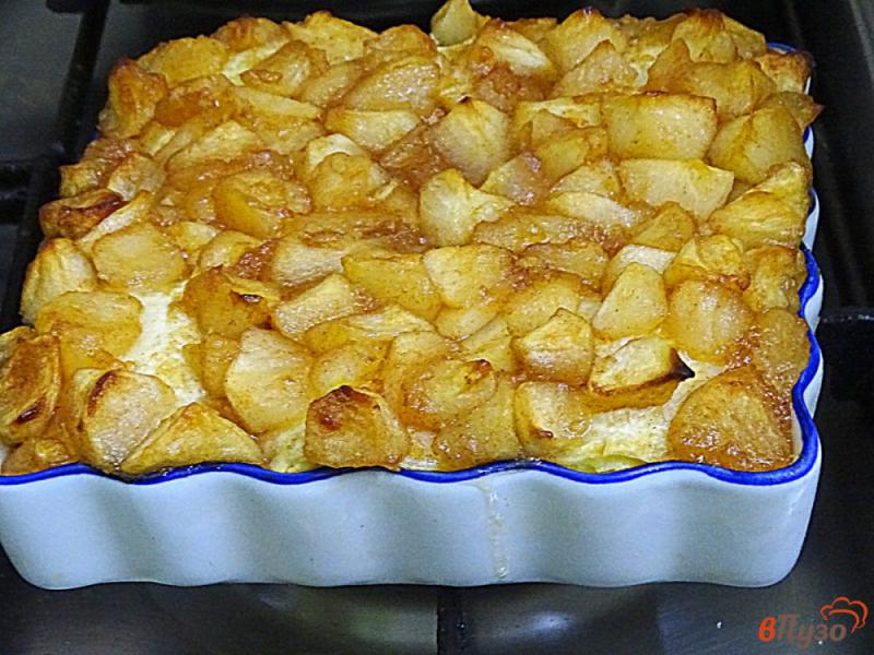 Фото приготовление рецепта: Десерт из яблок и творога шаг №12