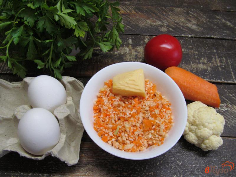Фото приготовление рецепта: Омлет с «рисом» из цветной капусты шаг №1