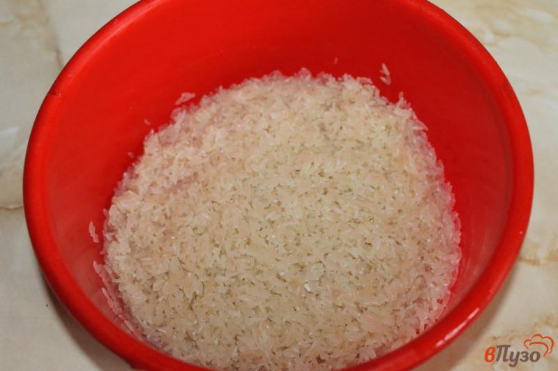 Фото приготовление рецепта: Рис с овощами шаг №1