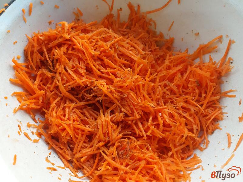Фото приготовление рецепта: Морковь по-корейски с грибами шаг №1