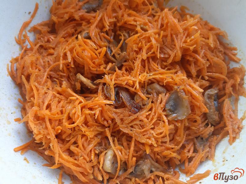 Фото приготовление рецепта: Морковь по-корейски с грибами шаг №6