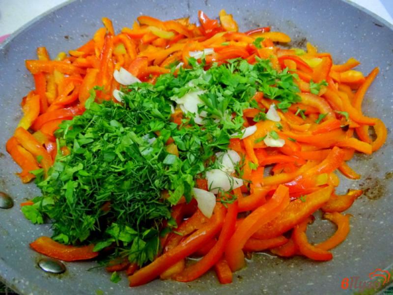 Фото приготовление рецепта: Салат из перца по-восточному шаг №3