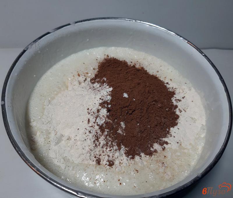 Фото приготовление рецепта: Кекс тыквенный с какао в мультиварке шаг №6